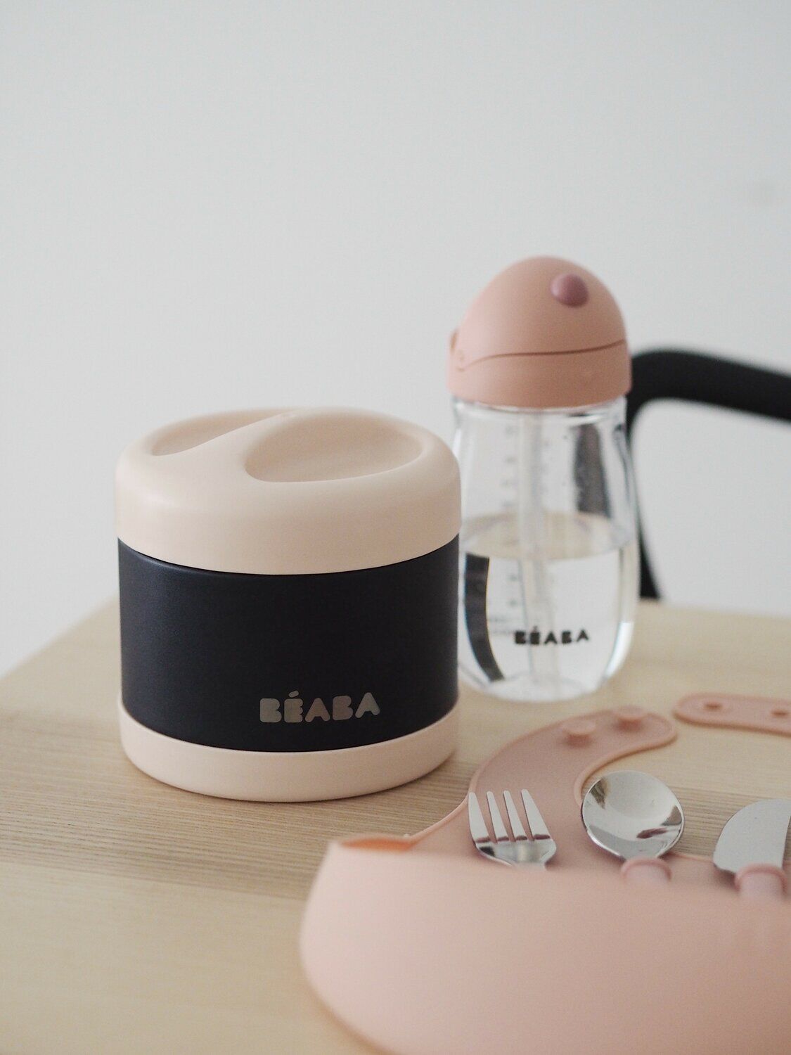 #color_light pink