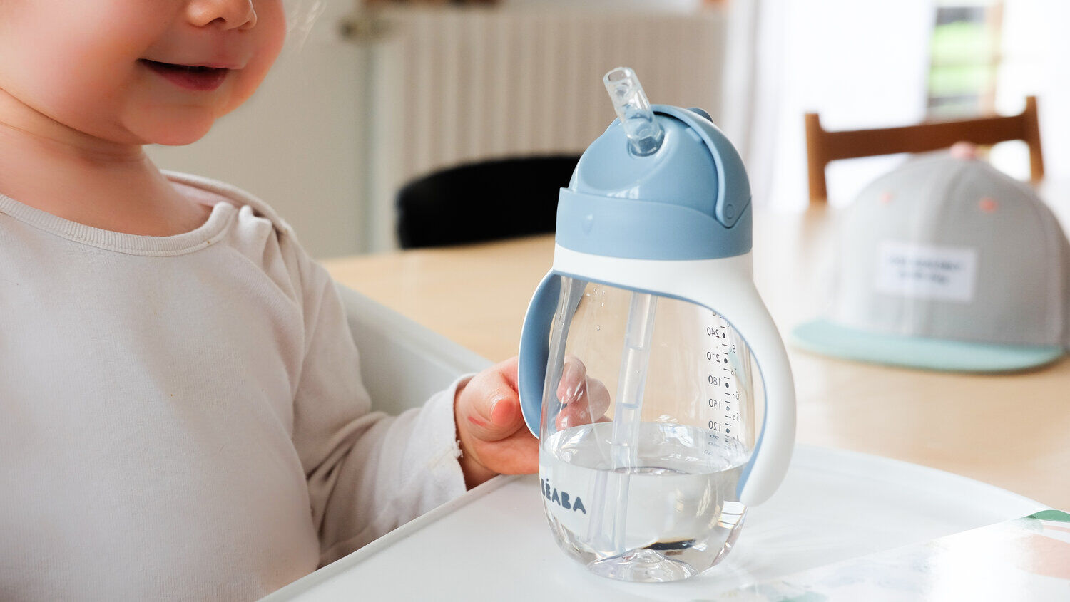 Taza con pajita 300 ml