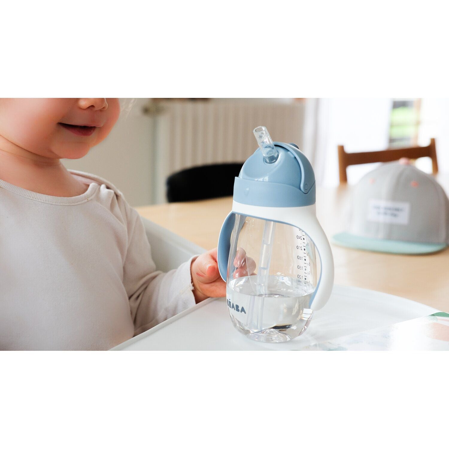 Taza con pajita 300 ml