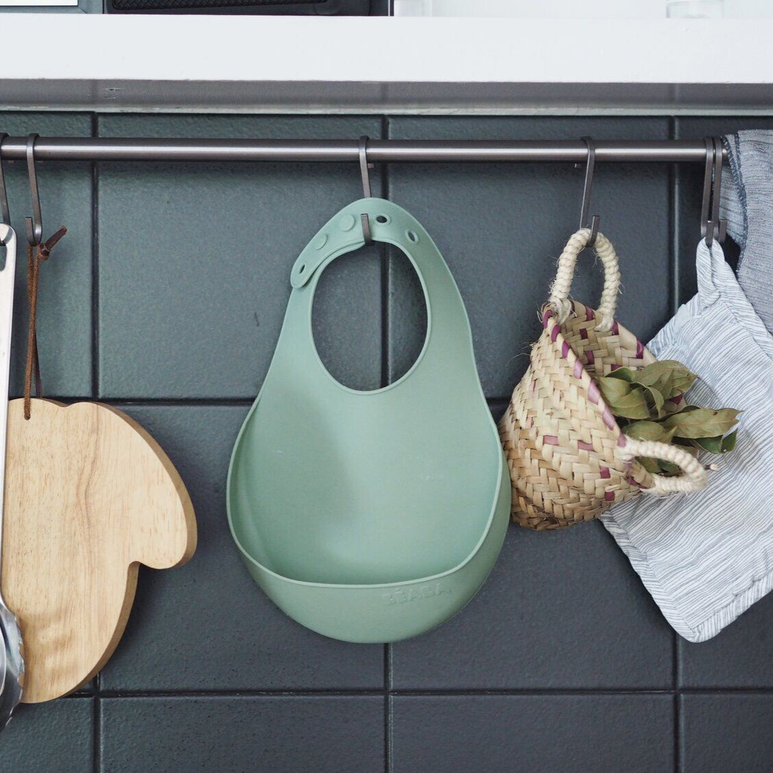 #color_sage green