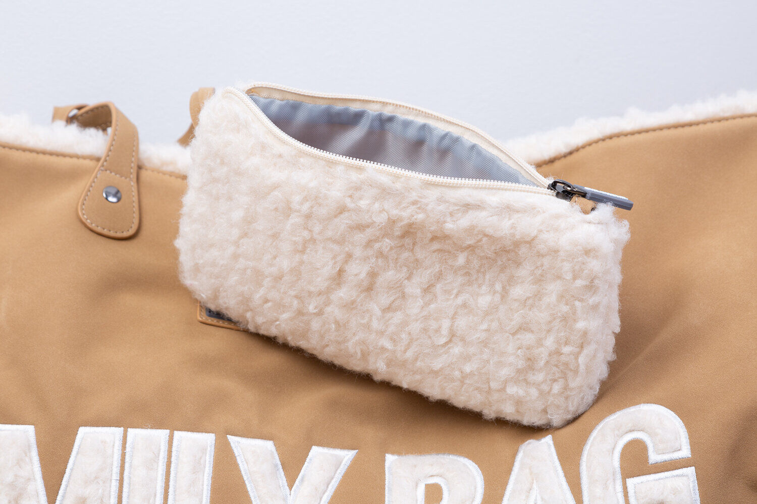 Bolsa familiar para el hogar infantil