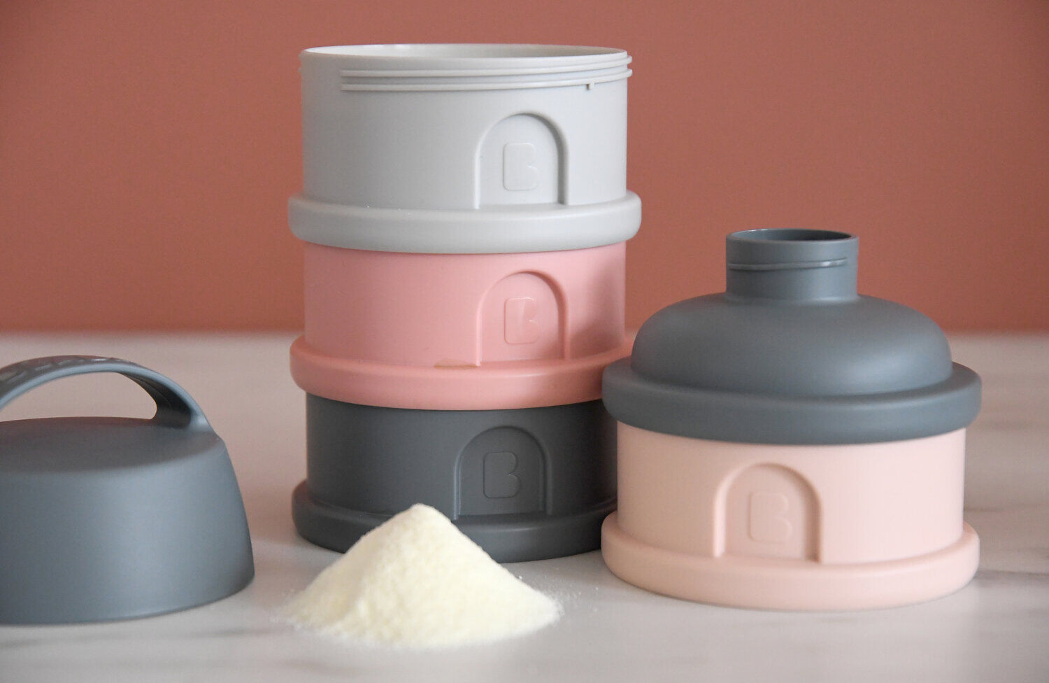 #color_M GREY/PINK