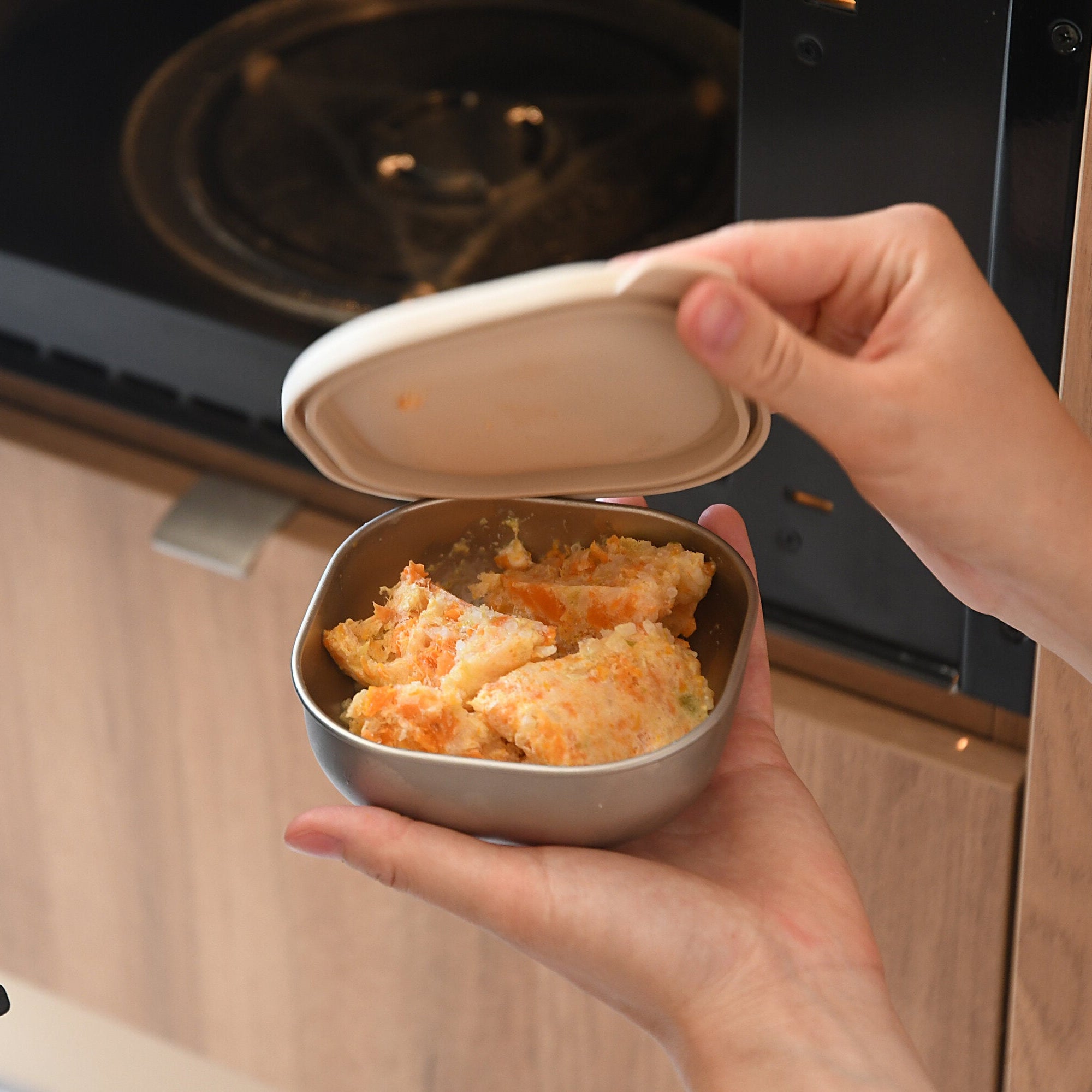 Beaba Microwave-Safe Stainless Steel Baby Bowls with Lid Set of 3