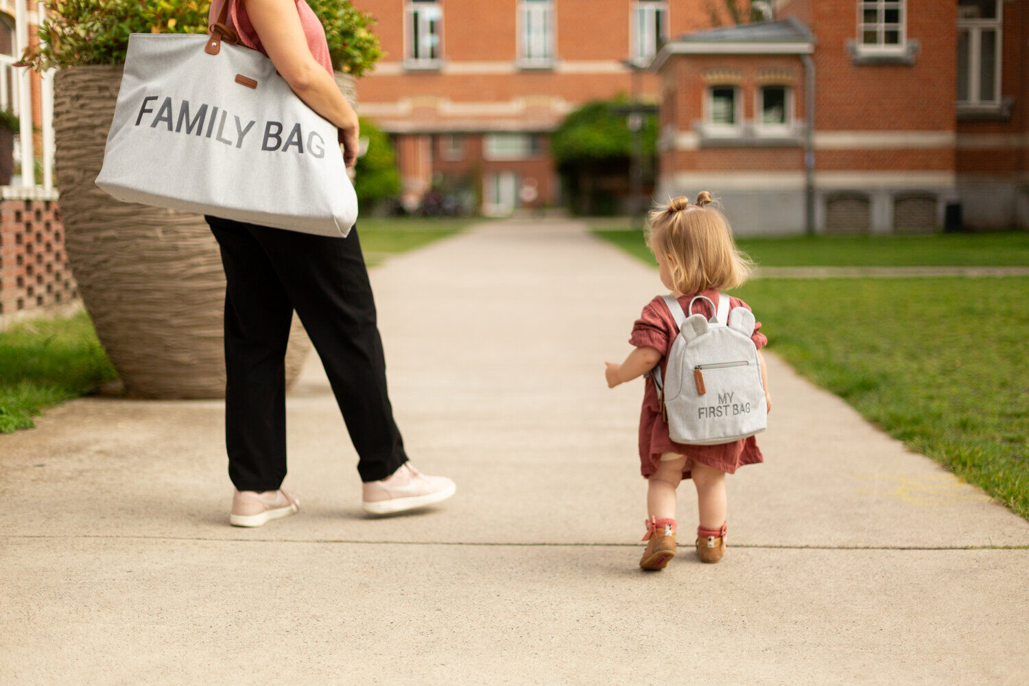 Bolsa familiar para el hogar infantil