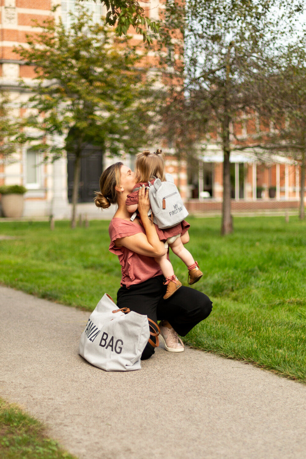 Bolsa familiar para el hogar infantil